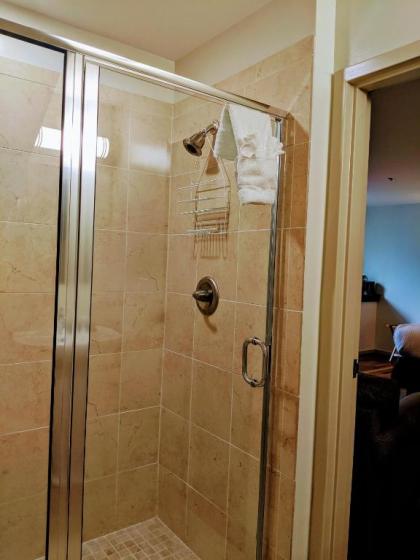 Grand Eastonian Hotel & Suites Easton - image 12