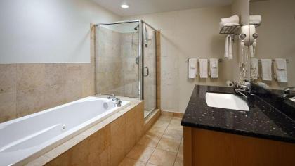 Grand Eastonian Hotel & Suites Easton - image 2