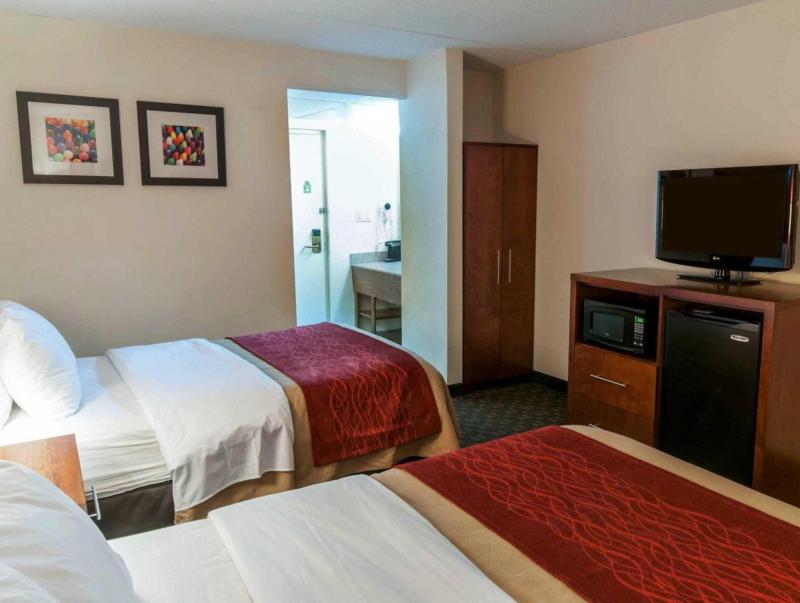 Red Roof Inn Easton - image 5