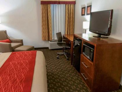 Red Roof Inn Easton - image 8