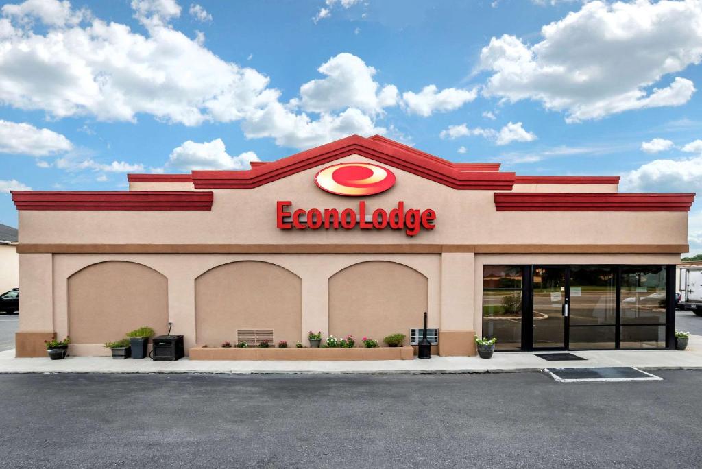 Econo Lodge Easton Route 50 - main image