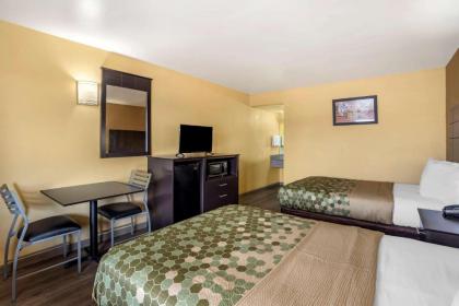 Econo Lodge Easton Route 50 - image 8