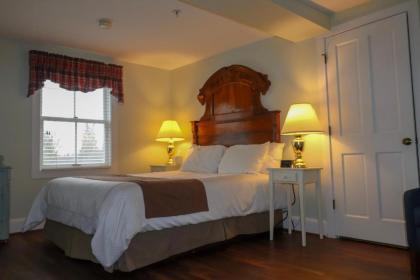 The Oaks Waterfront Inn - image 10