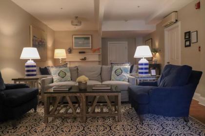 The Oaks Waterfront Inn - image 14