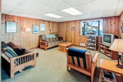 3 Bed 2 Bath Vacation home in Eastsound - image 6