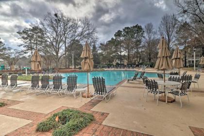 Home Overlooking Lake Oconee with Resort Amenities! - image 6