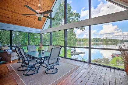 Upscale Lake Living Private Dock and Beach! - image 10