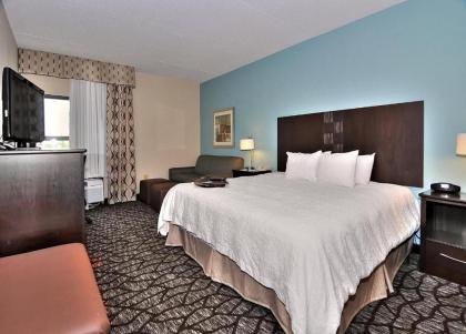 Hampton Inn Eden - image 9