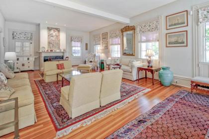 Captain Morse House - Luxury Waterfront Town & Beaches - 5 stars - image 9