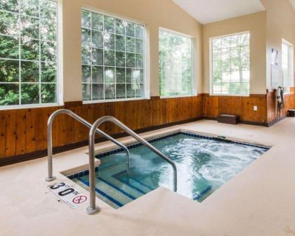 Quality Inn Edgerton - image 7