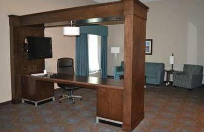 Hampton Inn & Suites Aberdeen/APG South - image 8