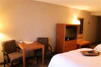 Hampton Inn Columbus/Taylorsville - image 18