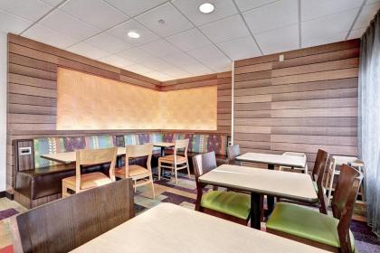 Fairfield Inn & Suites by Marriott Edison - South Plainfield - image 9