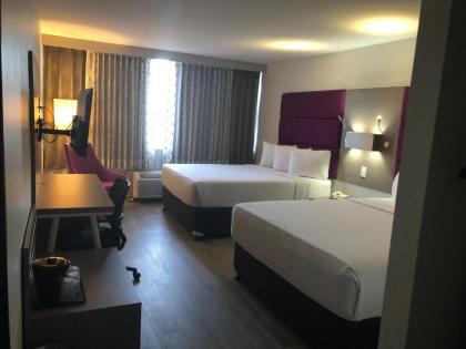 E Hotel Banquet & Conference Center - image 15