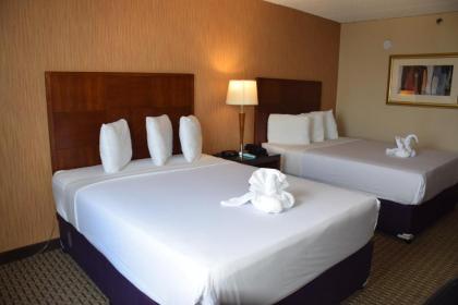 E Hotel Banquet & Conference Center - image 4