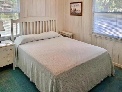 Janet's Blue Haven - image 5