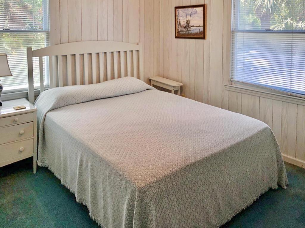Janet's Blue Haven - image 5