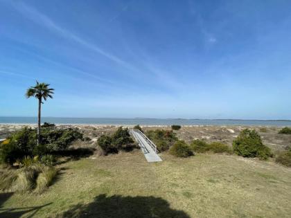 Neutral Ground - image 14