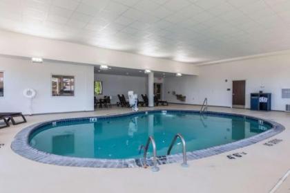 Comfort Inn Edwardsville - St. Louis - image 8