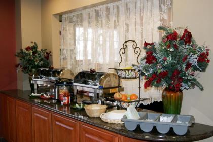 Country Hearth Inn & Suites Edwardsville - image 8