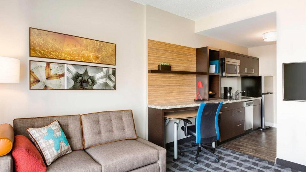 TownePlace Suites by Marriott St. Louis Edwardsville IL - image 5