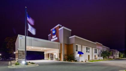 Best Western Delta Inn - image 11