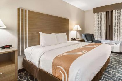 Quality Inn Effingham - image 14