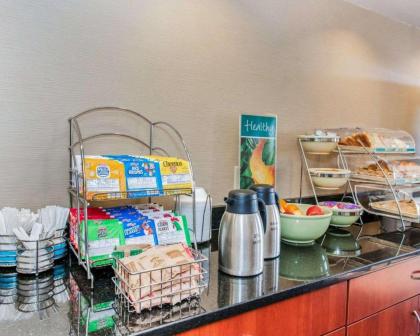 Quality Inn Effingham - image 2