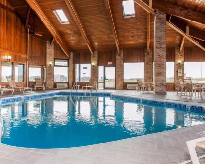 Quality Inn Effingham - image 6