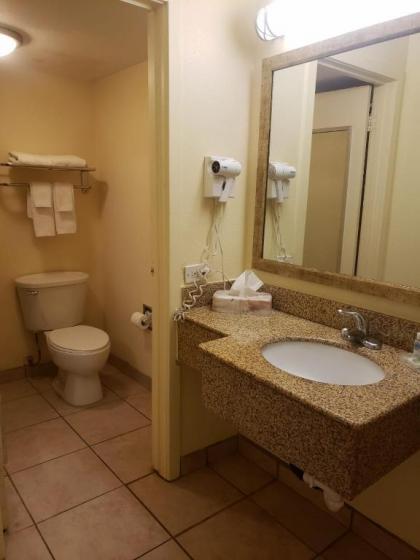 Quality Inn El Centro - image 13