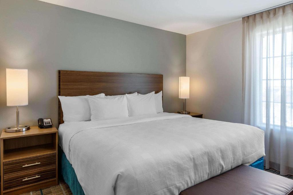 MainStay Suites El Centro I-8 - image 5