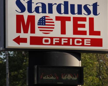 Stardust Motel Inn - image 3