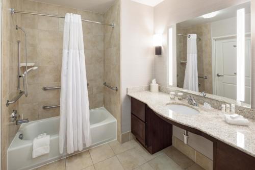 Homewood Suites by Hilton El Paso Airport - image 3