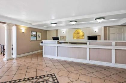 La Quinta Inn by Wyndham El Paso East Lomaland - image 1