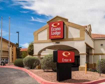 Econo Lodge Inn & Suites El Paso - image 4