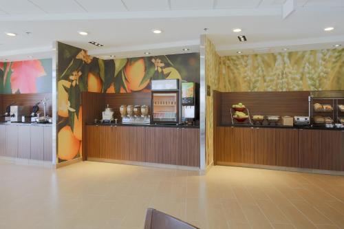 Fairfield Inn & Suites by Marriott El Paso Airport - image 4