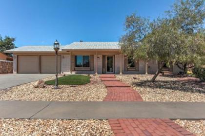 El Paso Smart House with Backyard 12 mi to Downtown Texas