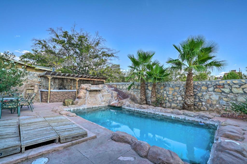 Home in El Paso with BBQ 4 Mi to Sunland Park! - main image