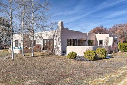 Arroyo Seco Adobe with Hot Tub Near Taos Ski Valley!