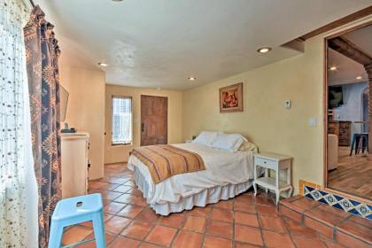 Cozy Blue Adobe with Steam Room 2 Mi from Taos!