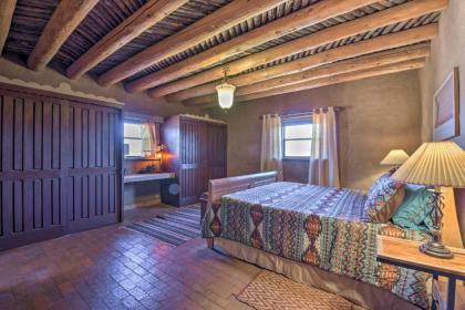 Adobe Home in Taos Area with Mtn View and Courtyard! - image 8