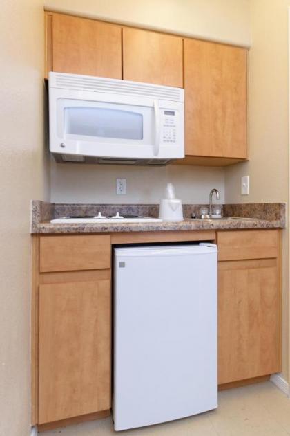 Siegel Select Casa Grande - image 4