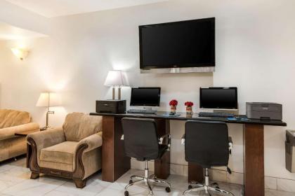 MainStay Suites Extended Stay Hotel Casa Grande - image 8