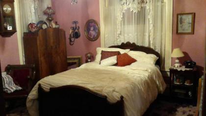 The Mays Place Bed and Breakfast - image 2