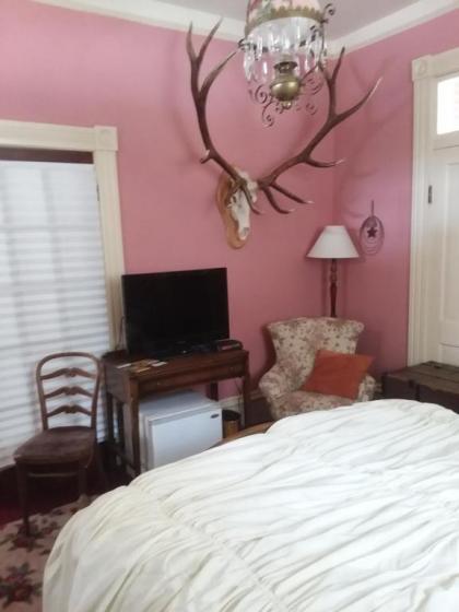 The Mays Place Bed and Breakfast - image 5