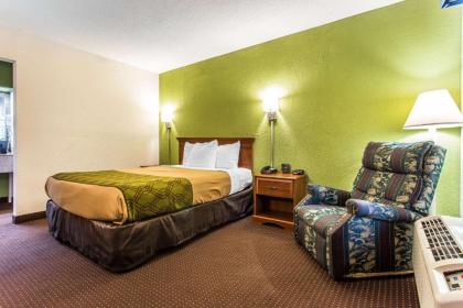 Econo Lodge Elizabeth City - image 2