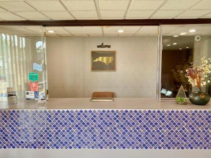 Travelers Inn Elizabeth City - image 13
