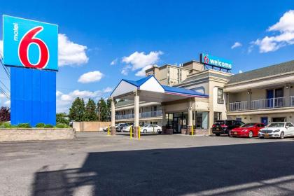 Motel 6-Elizabeth NJ - Newark Liberty Intl Airport