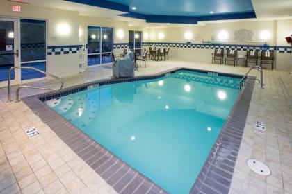 Fairfield Inn & Suites by Marriott Elizabethtown - image 11