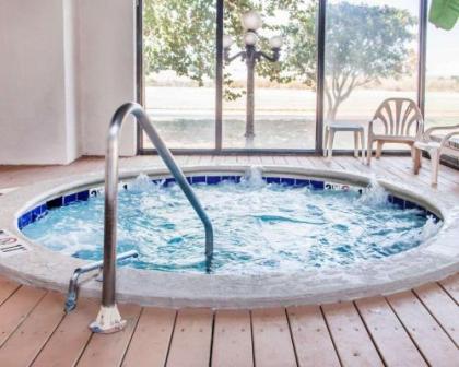 Clarion Inn Elk City - image 15